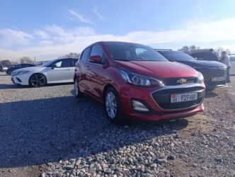 Chevrolet: Chevrolet Spark: 2019 г., 1 л, Вариатор, Бензин, Хэтчбэк — 4