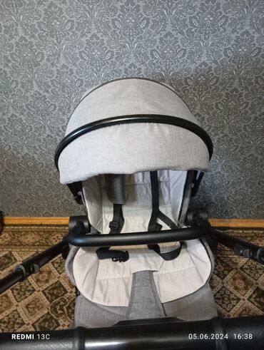 Коляски: Коляска, цвет - Серебристый, Б/у — 8