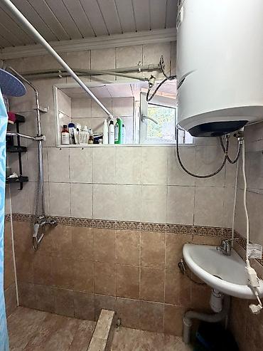 Продажа коттеджей и домов: 🏡 Продается дом в Сокулуке 📍 Участок — 4,62 сотки 🏠 2 жилые комнаты с — 12