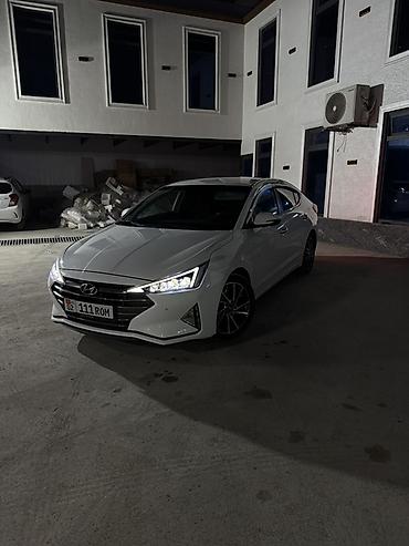 Продажа авто: Hyundai Avante: 2019 г., 1.6 л, Автомат, Бензин, Седан — 4
