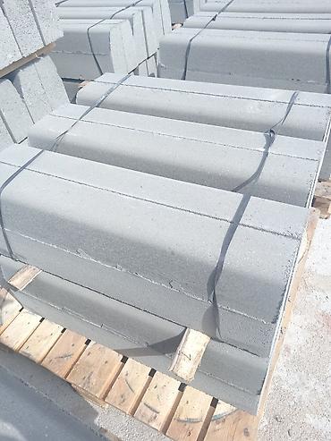 Kərpiclər: Vibropress daş səki plitələri Məhsul: Beton vibropress səki plitələri — 6