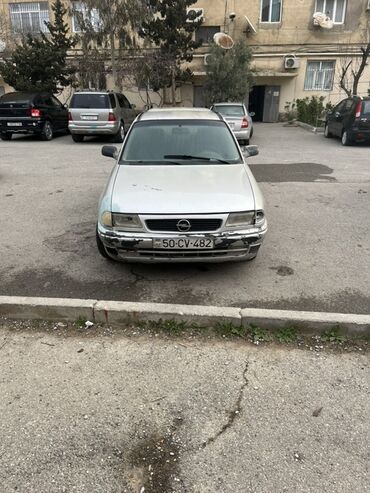 bbs disk teker: Opel Astra: 1.6 l | 1997 il 356254 km