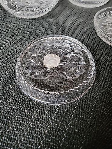 Kuhinjski setovi: Kristalna nova,vintaz postolja za case d'Argues Francuska. Postolja — 12