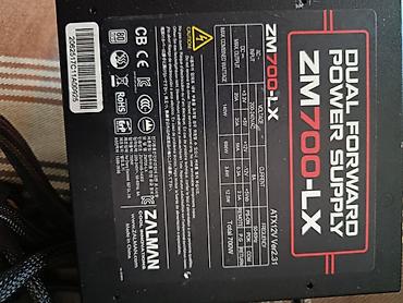 komputer dest: Sapphire NITRO ikili-fanlı videokart + LGA2011-3 platformu Videokart — 5