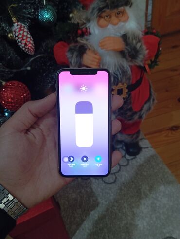 Apple iPhone: IPhone X, Gümüşü, Face ID — 4