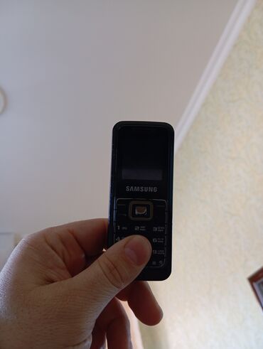 телефон флай нимбус 16: Samsung GT-E1070, rəng - Qara