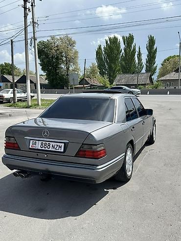 Продажа авто: Mercedes-Benz W124: 1994 г., 2.2 л, Механика, Бензин, Седан — 6