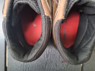 Gležnjače: Gležnjače, Timberland, Veličina - 31 na lalafo.rs — 8 Gležnjače: Gležnjače, Timberland, Veličina - 31 — 8