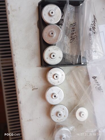 Mikrofonlar: Simli Mikrofon Ünvandan götürmə — 14