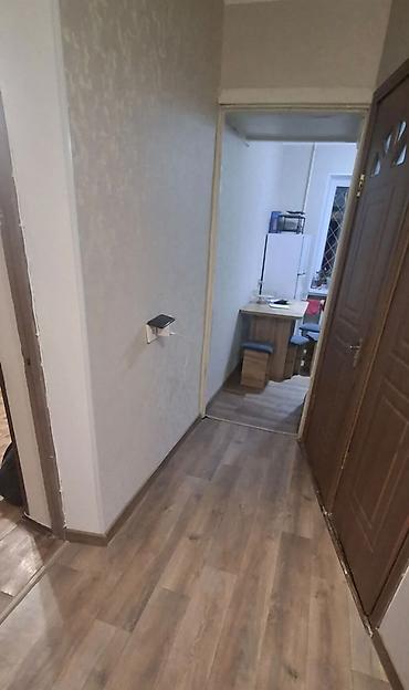 single room flat: 2 комнаты, 45 м², 8 мкр Индивидуалка, 1 этаж, Косметический ремонт — 3