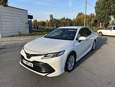 drive: Toyota Camry: 2019 г., 2.5 л, Автомат, Гибрид, Седан — 3