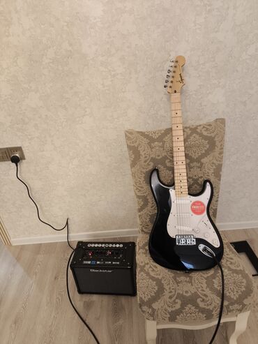 Elektro gitaralar: Elektron gitara, Fender, 6 sim, İşlənmiş, Ünvandan götürmə, Ödənişli çatdırılma — 1