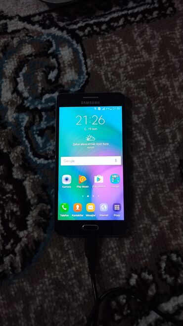 Samsung: Samsung Galaxy A5, 16 GB, Sensor, İki sim kartlı