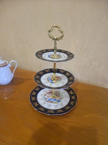 Digər dəstlər və servizlər: Mətbəx və süfrə ləvazimatları dəsti - Şampan/qədəh dəsti: 6 ədəd uzun — 8