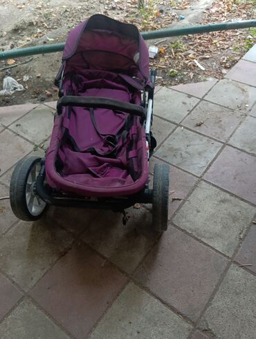 Kalyaska Mothercare den alınıb. 30 AZN her formaya salmaq olur