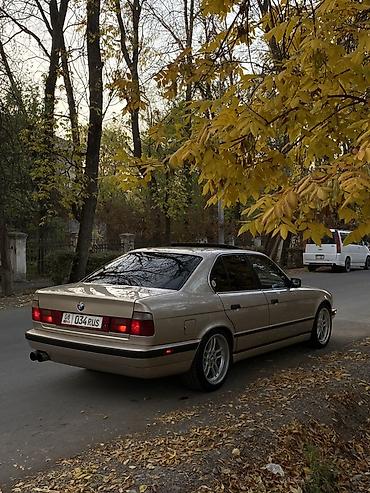 авто бесплатно: BMW 5 series: 1991 г., Седан — 5