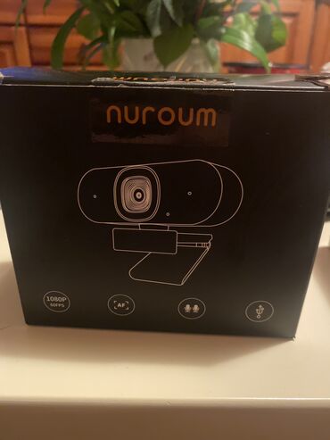 slušalice za spavanje: Prodajem Nurom web kameru. Kamera snima u Full HD rezoluciji (1080p)