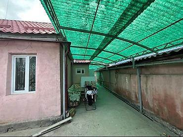 Продажа полдома: 🏡 **ПРОДАЁТСЯ ПОЛДОМА** 📍 Район: Пишпек 🏠 Комнаты: 4 📐 Площадь дома — 10