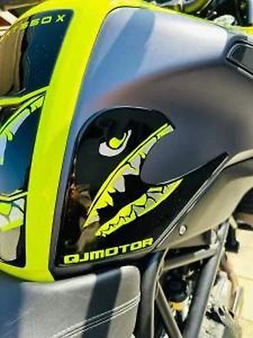 Delovi za motocikle: 3d stikeri qjmotor srt 550x tank pad - 2035 📌 opis: 3d stikeri - — 12