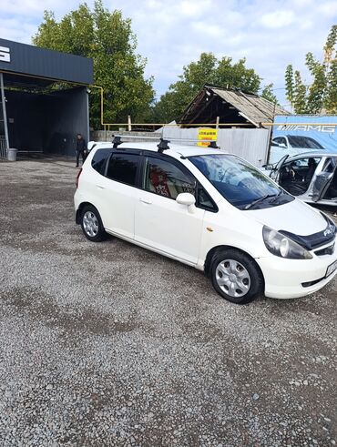 фит срочно: Honda Fit: 2001 г., 1.3 л, Вариатор, Бензин, Хэтчбэк