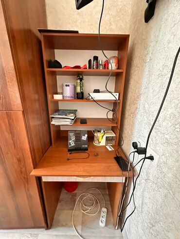 барные стулья бу бишкек: Балдар үчүн үстөл, Колдонулган, Жыгач, Өзү алып кетүү