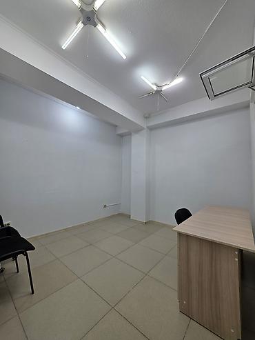 офисы ош: Аренда офисов, 150 м², В бизнес центре, 1 линия, С оборудованием — 9