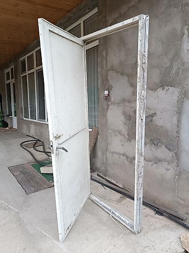 rubilnik: ALMİNİUM QAPI. SOVET DÖVRÜNDƏN QALİB. 50 KG AĞIRLIĞI VAR. KÜNC — 2