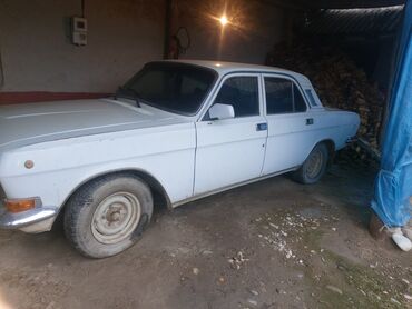 QAZ: QAZ 2410: 2.4 l | 1992 il 100000 km Sedan — 7