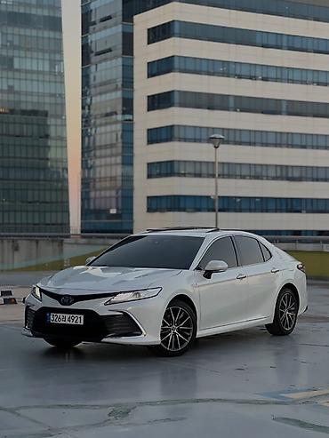 mazda 626 2001: Toyota Camry: 2023 г., 2.5 л, Автомат, Гибрид, Седан — 3