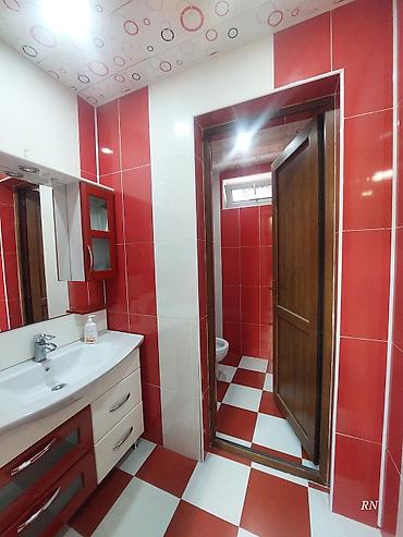 Həyət evi alıram: Obyekt: 3 mərtəbəli müstəqil villa - Memarlıq: Klassik üslubda fasad — 18