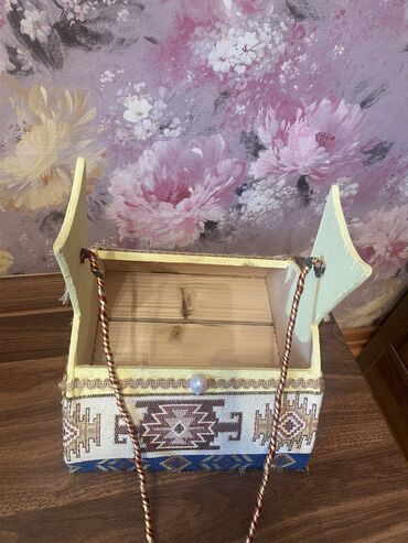 Xonçalar: Hediyyelikbayramlik taxta qutu — 10