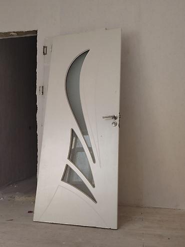 beton panel satilir: Ağ rəngli otaq qapıları dəsti 5 eder 1 ədədi 20 manat — 1