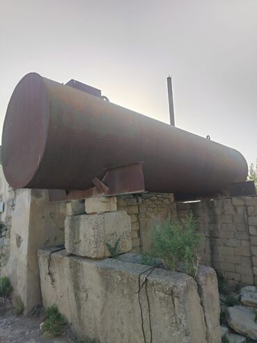 Məişət kimyəvi maddələri: Bak, Metal