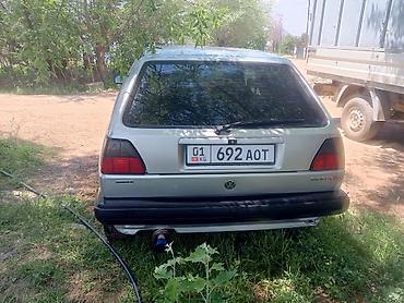 jac 9: Volkswagen Golf: 1989 г., 1.8 л, Механика, Бензин, Хэтчбэк — 5