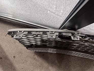 Решетки радиатора: Решетка радиатора Audi 2017 г., Б/у, Оригинал — 6