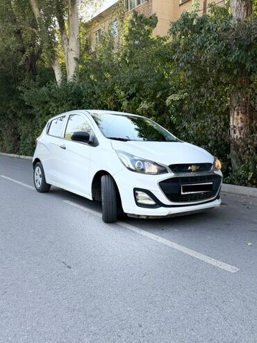 как можно купить машину в рассрочку: Chevrolet Spark: 2020 г., Автомат, Бензин, Хетчбек