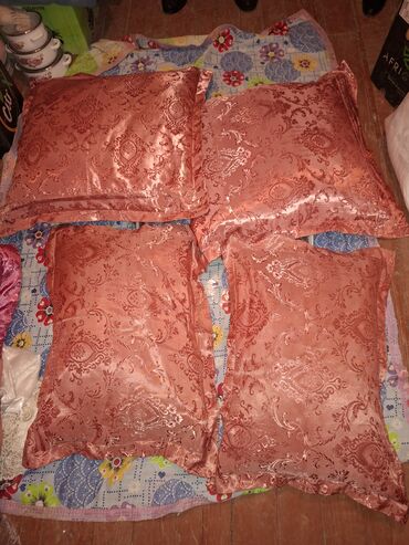 Döşəklər: Məişət və ev tekstili məhsulları - Qoşa döşək – 100 manat - Tək döşək — 18