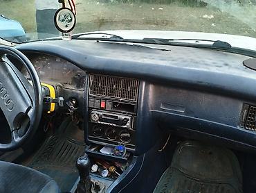 кватро кваттро: Audi 80: 1989 г., 2.3 л, Механика, Бензин, Седан — 6