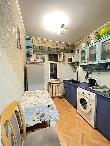 120: 2 комнаты, 36 м², Аламединский рынок / базар Индивидуалка, 5 этаж, Старый ремонт — 1