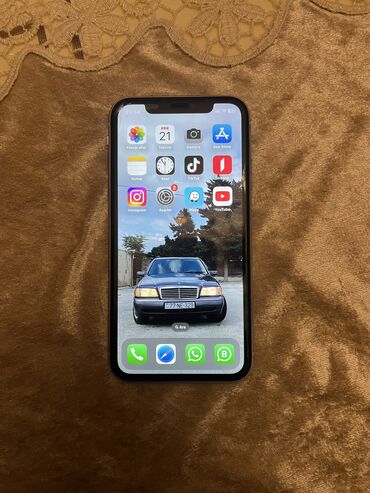 Apple iPhone: IPhone 11, 128 GB, Ağ, Face ID