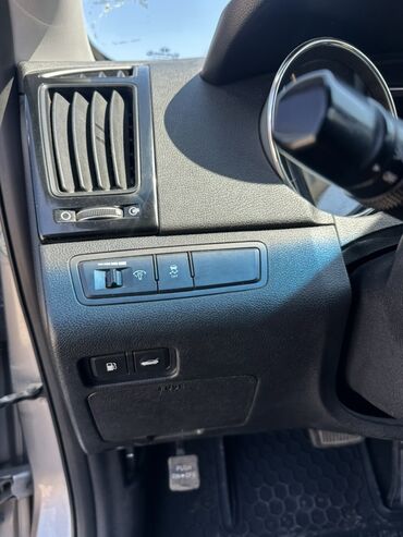 Hyundai: Hyundai Sonata: 2010 г., 2 л, Автомат, Бензин, Седан — 8