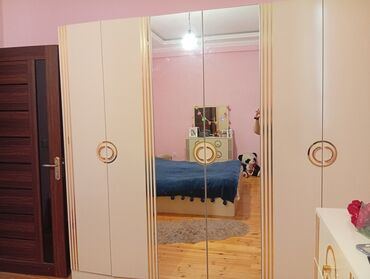 Dolablar: Açılan, 4 qapılı Düz dolab, Qarderob, paltar dolabı, Türkiyə