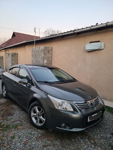 Toyota: Toyota Avensis: 2009 г., 1.8 л, Механика, Бензин