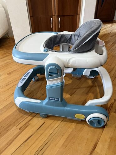 Xodunoklar: Happy Baby markalı uşaqlar üçün yerimə arabası. Məhsulun oturacağı