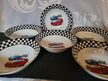 Kuhinjski setovi: Cinije nove za supe,corbe,poslastice Sigma porcelan. Porcelaske — 3