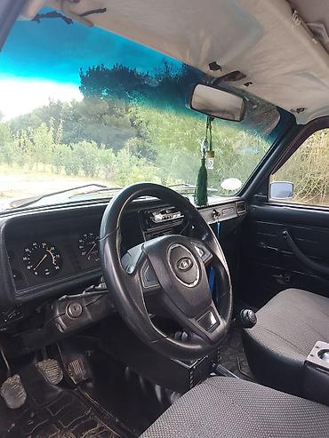 ceska disk: Lada 2105 sedan – mavi rəngdə, 4 qapılı klassik kuzov. Texniki və — 6
