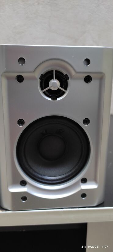 Dinamiklər və kolonkalar: Yeni LG Kolonka, Növ - Bluetooth, rəng - Gümüşü — 9