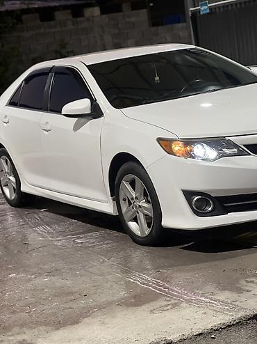 e klass: Toyota Camry: 2014 г., 2.5 л, Автомат, Бензин, Седан — 5