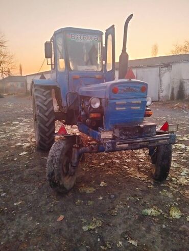 avtomobil gence: Traktor T28, 1991 il, 3 at gücü, motor 3 l