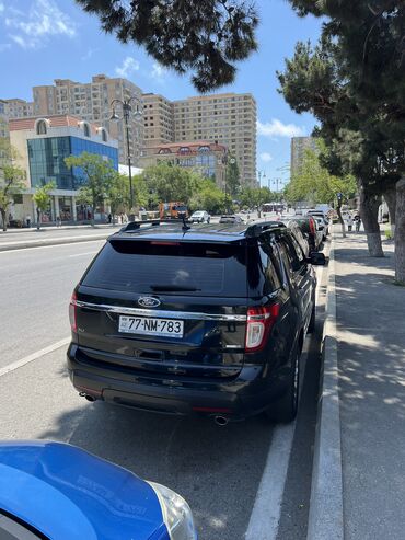 Ford: Ford Explorer: 3.5 l | 2015 il 180000 km Ofrouder/SUV — 4